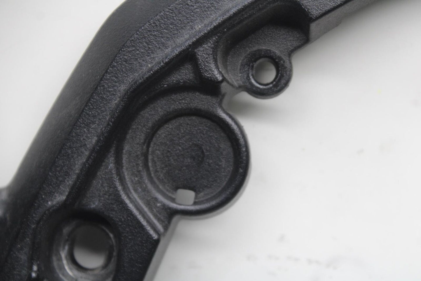 20-23 BMW F900R REAR PASSENGER REAR SEAT GRAB BAR HANDLE BB603