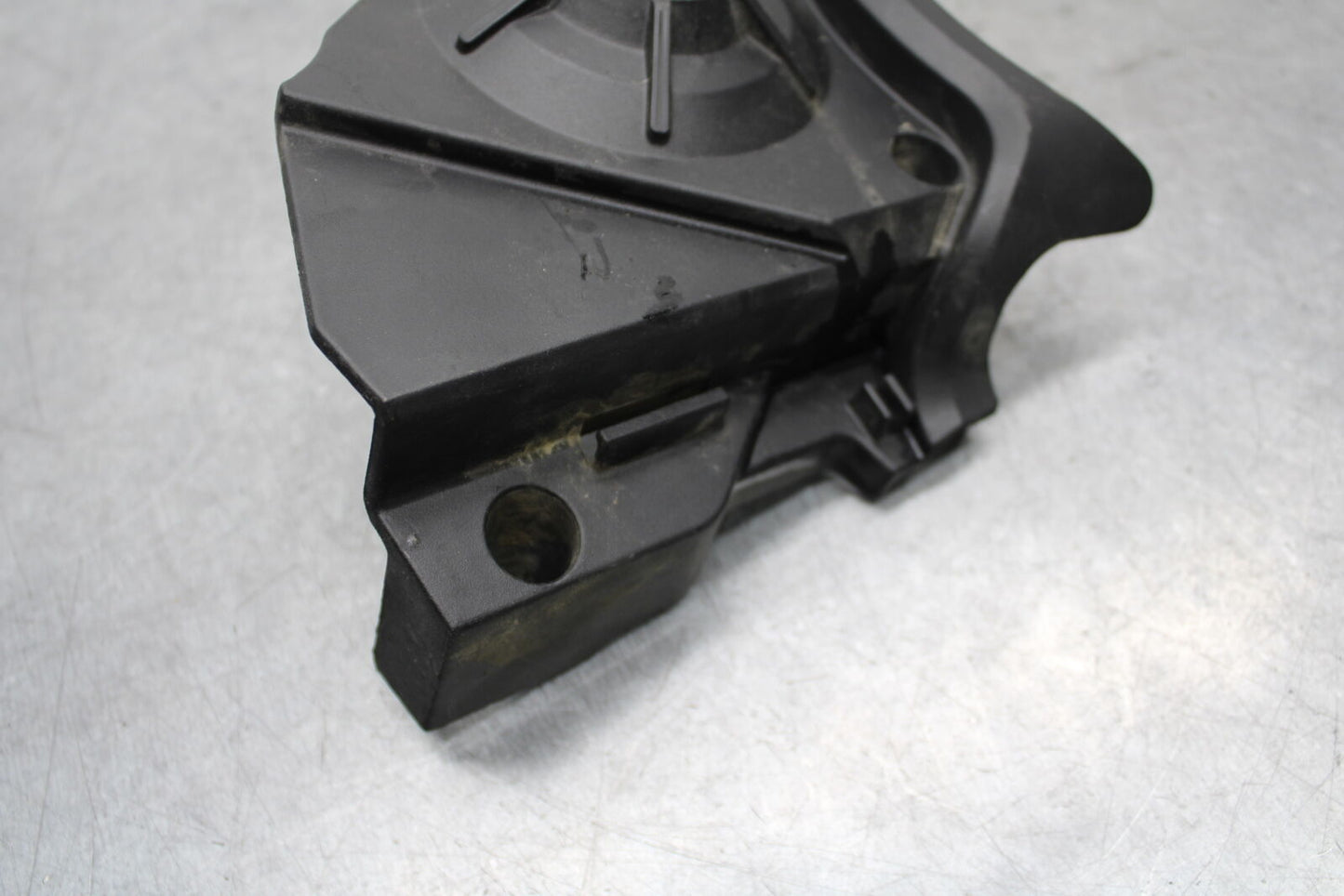 20-23 APRILIA RS660 ENGINE SPROCKET COVER BB643