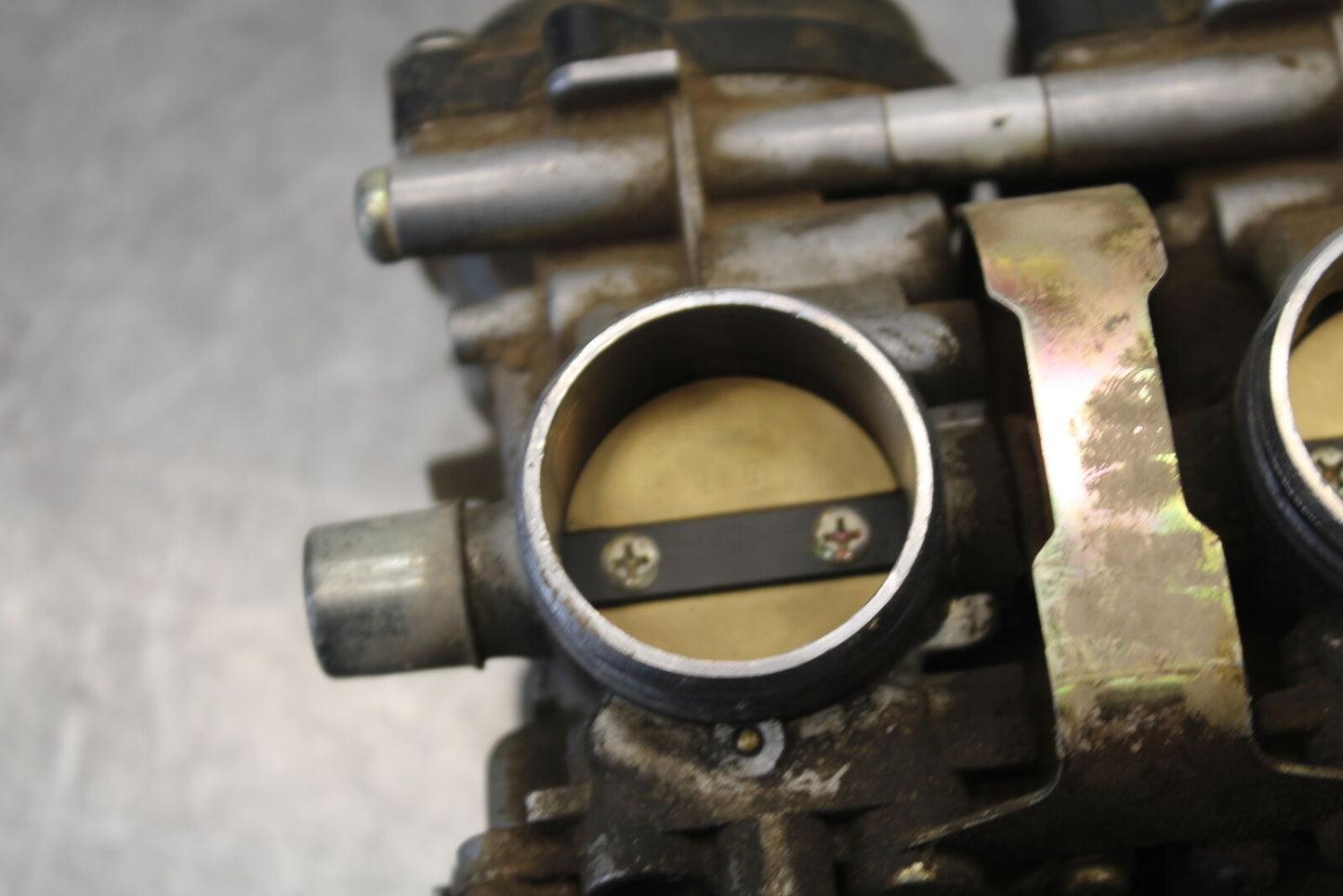 01-05 YAMAHA RAPTOR 660R CARB CARBURETOR 5LP-14900-30-00 BB695