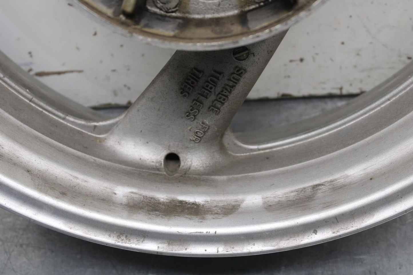 96-07 YAMAHA YZF600R REAR WHEEL AND ROTOR BACK BRAKE DISC BB636