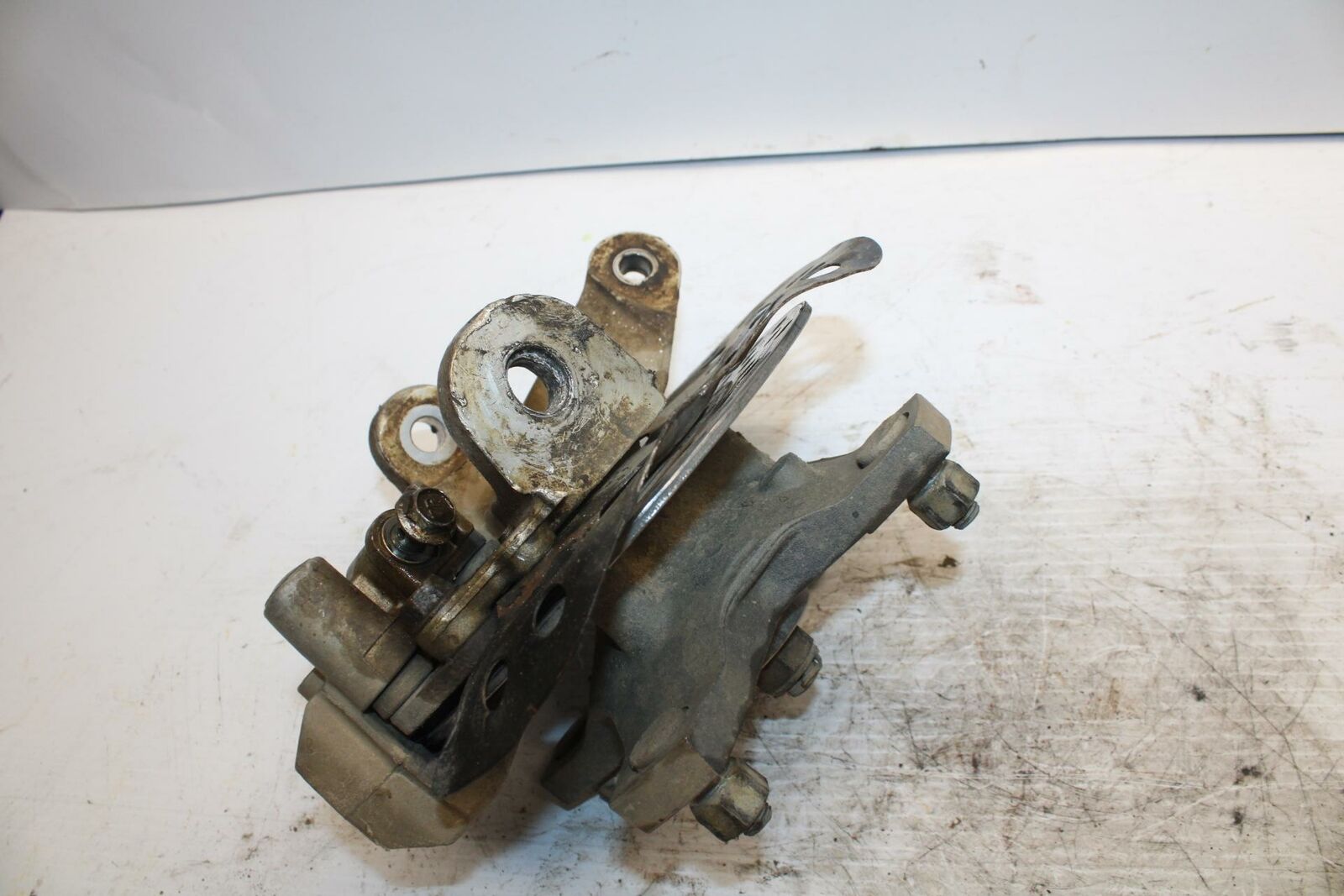 03-06 SUZUKI QUADSPORT Z400 FRONT WHEEL RIGHT HUB BB256