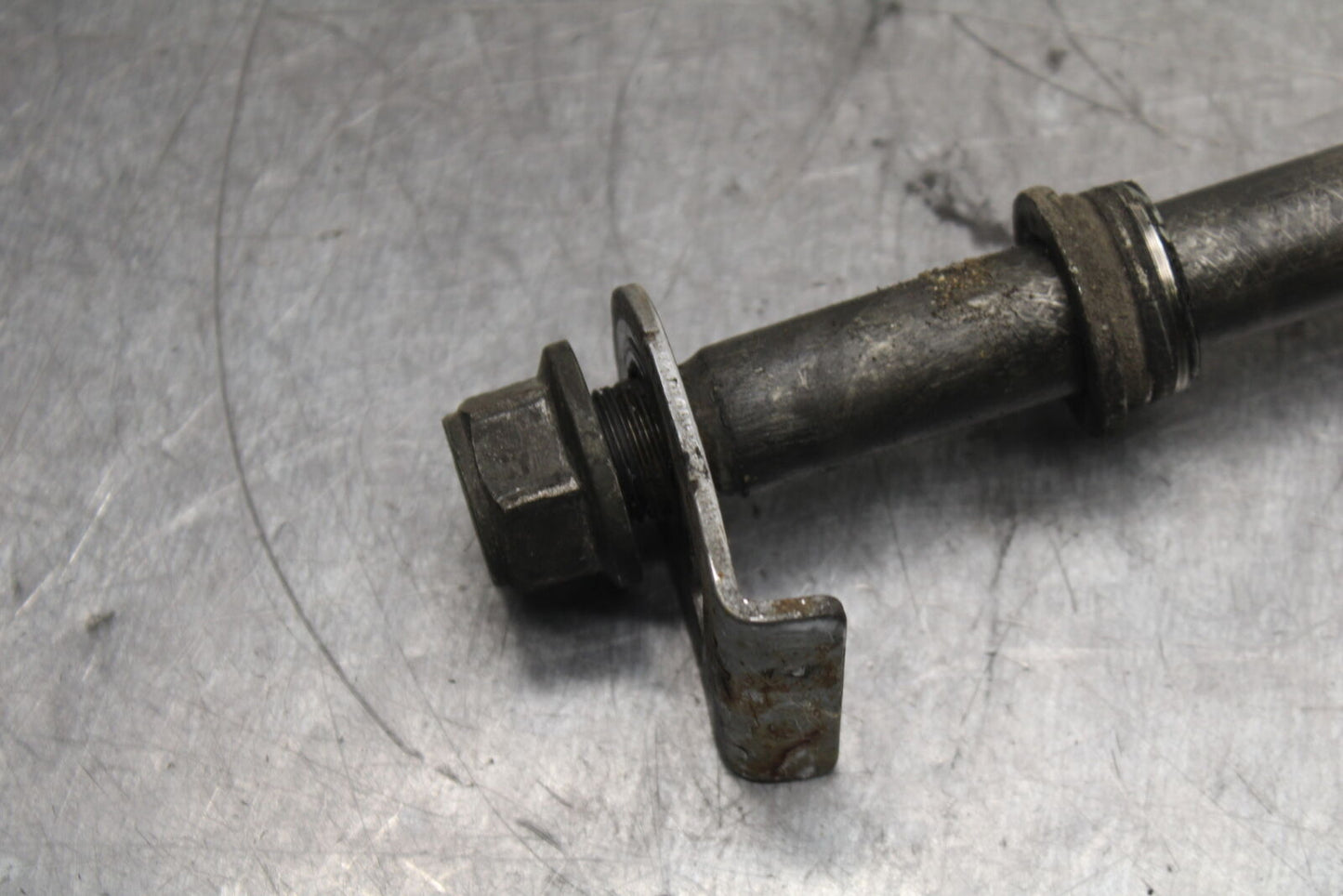 96-07 YAMAHA YZF600R REAR AXLE BACK WHEEL RIM PIVOT BOLT AXEL BB746