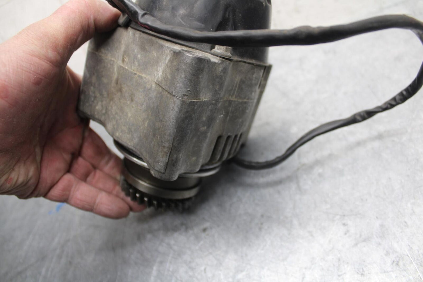 1986 Suzuki GSXR1100 ENGINE MOTOR GENERATOR ALTERNATOR BB43