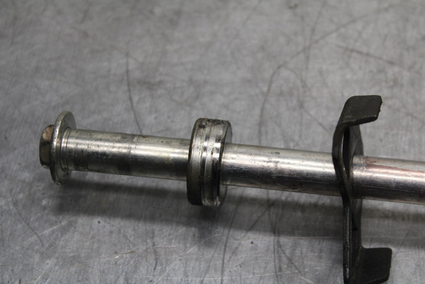 19-22 KAWASAKI Z400 REAR AXLE BACK WHEEL RIM PIVOT BOLT AXEL BB738