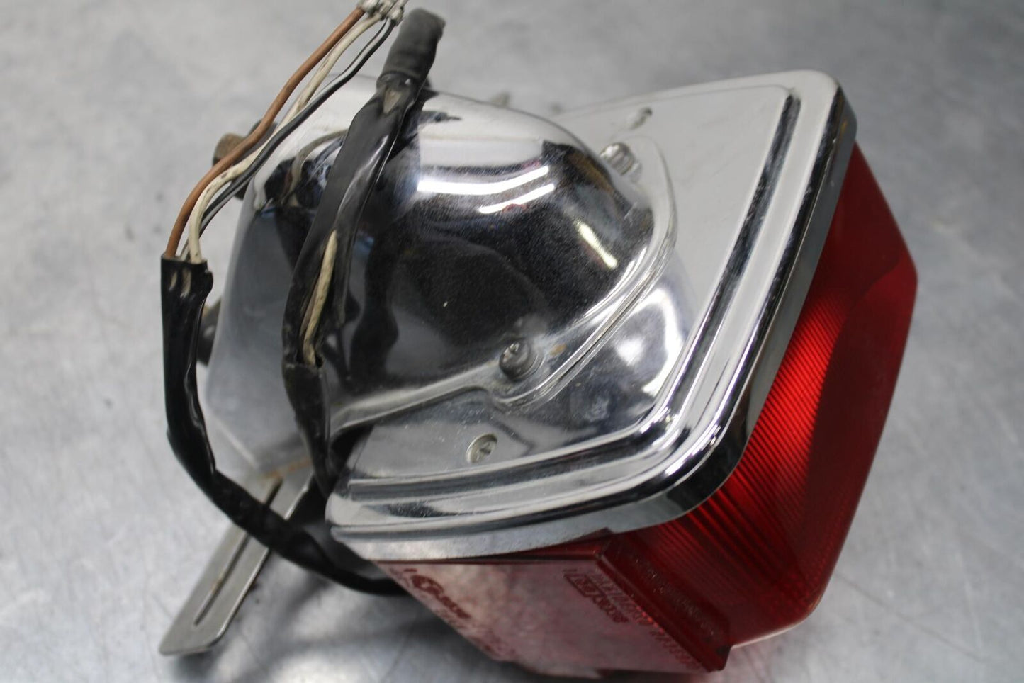 80-81 SUZUKI GS1000GL TAILLIGHT REAR TAIL BRAKE LIGHT BB103