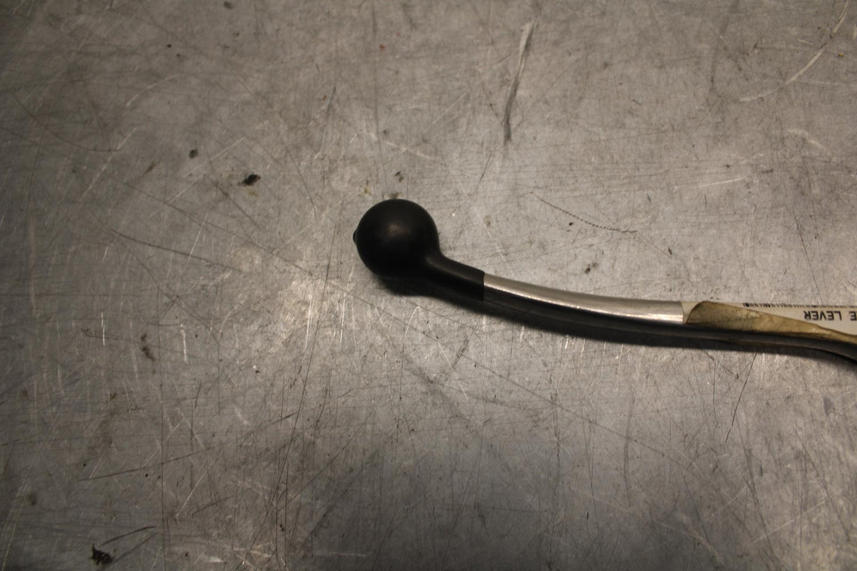 1975 Suzuki GT550 750 RIGHT CLIPON HANDLEBAR BRAKE LEVER 57420-45010 BB36