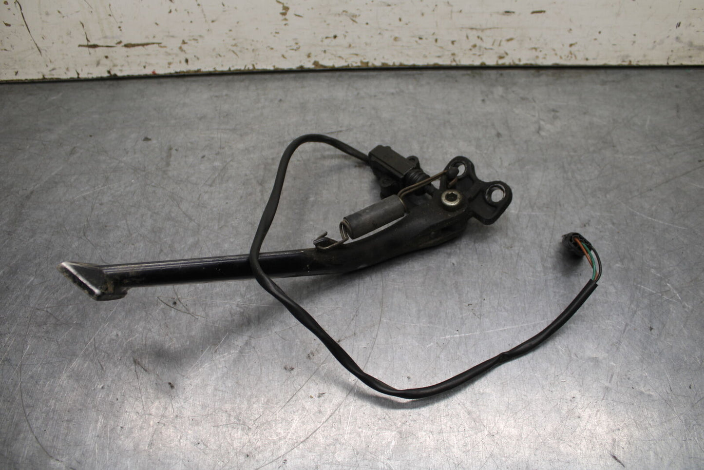 03-04 TRIUMPH DAYTONA 600 KICKSTAND SIDE KICK STAND BB745