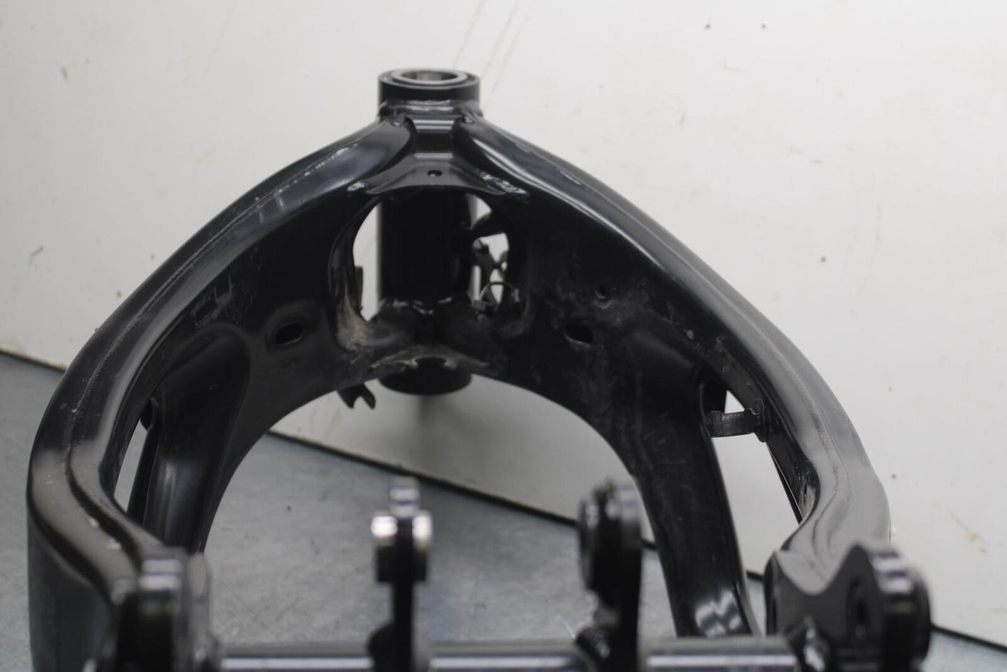 20-23 BMW F900R FRAME CHASSIS BB603