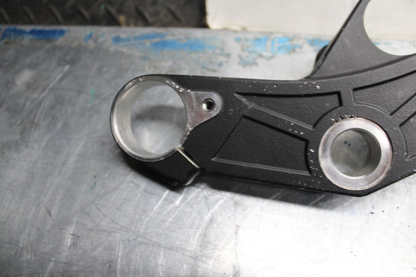 17-18 YAMAHA YZF R3 FORKS UPPER TRIPLE TREE CLAMP BB438
