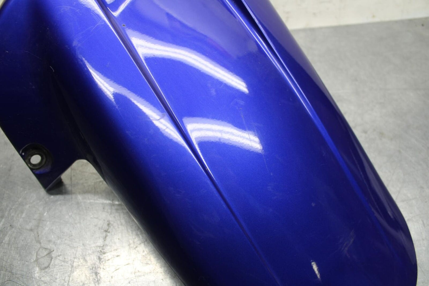 98-99 YAMAHA YZF R1 REAR BACK WHEEL TIRE HUGGER FENDER BB74