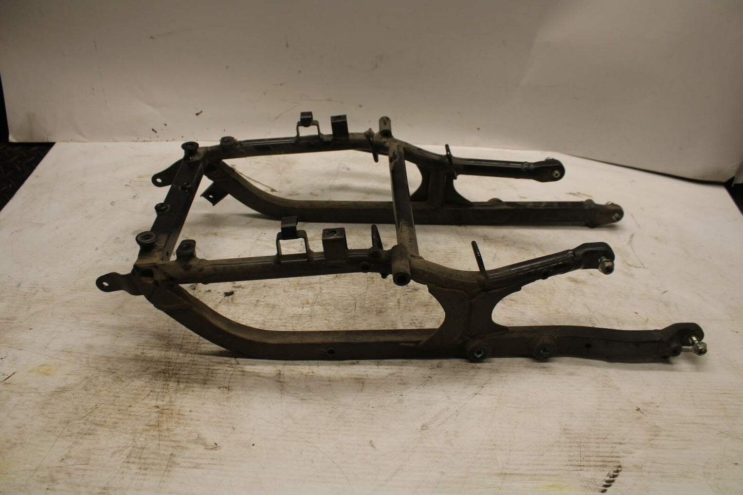 00-07 SUZUKI HAYABUSA REAR SUBFRAME BACK SUB FRAME 41200-24F10 BB281