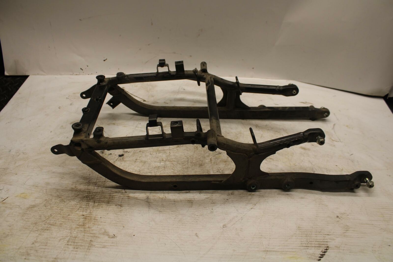00-07 SUZUKI HAYABUSA REAR SUBFRAME BACK SUB FRAME 41200-24F10 BB281