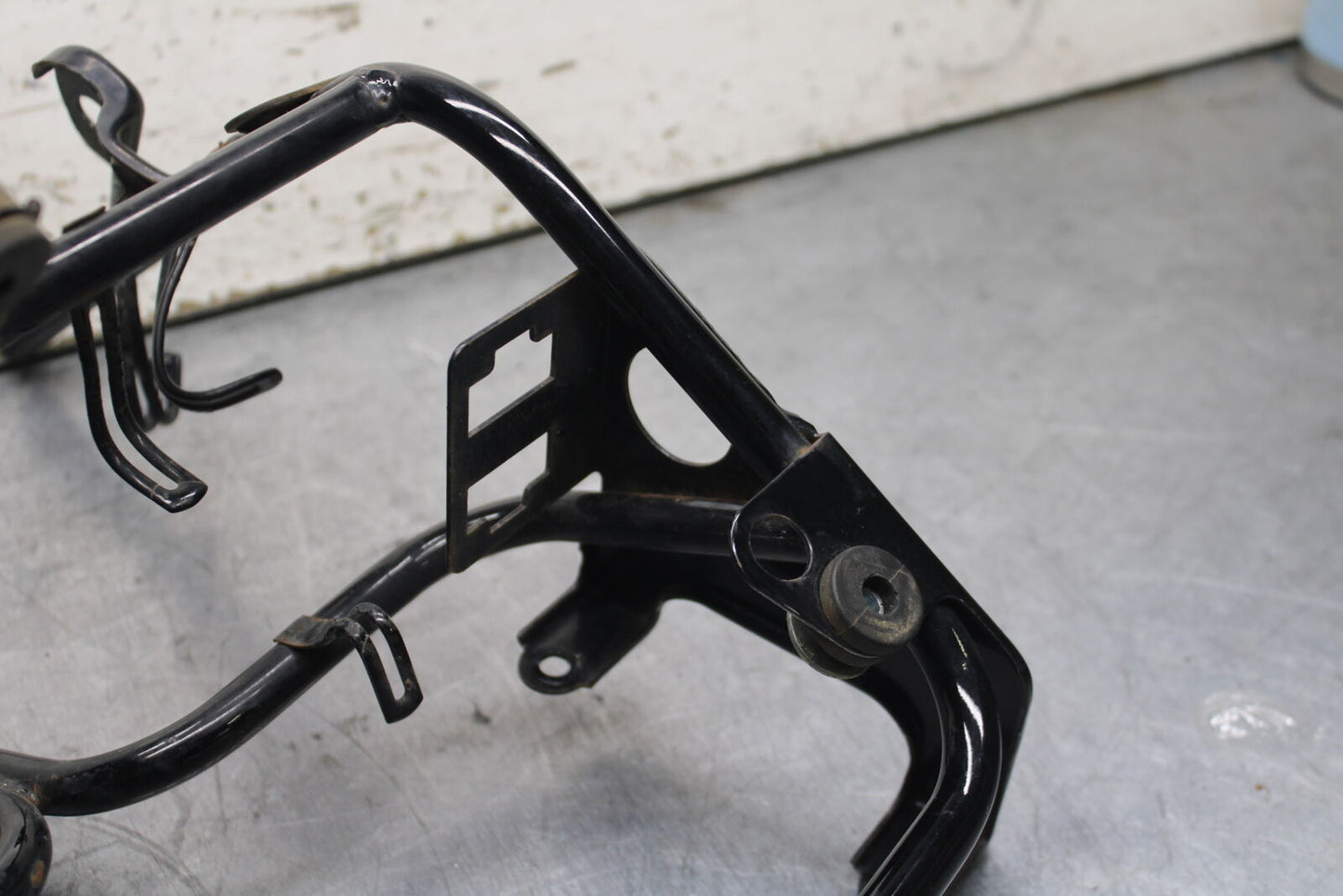 84 HONDA INTERCEPTOR 750 VF750F UPPER FAIRING MIRROR GAUGES STAY BRACKET BB108