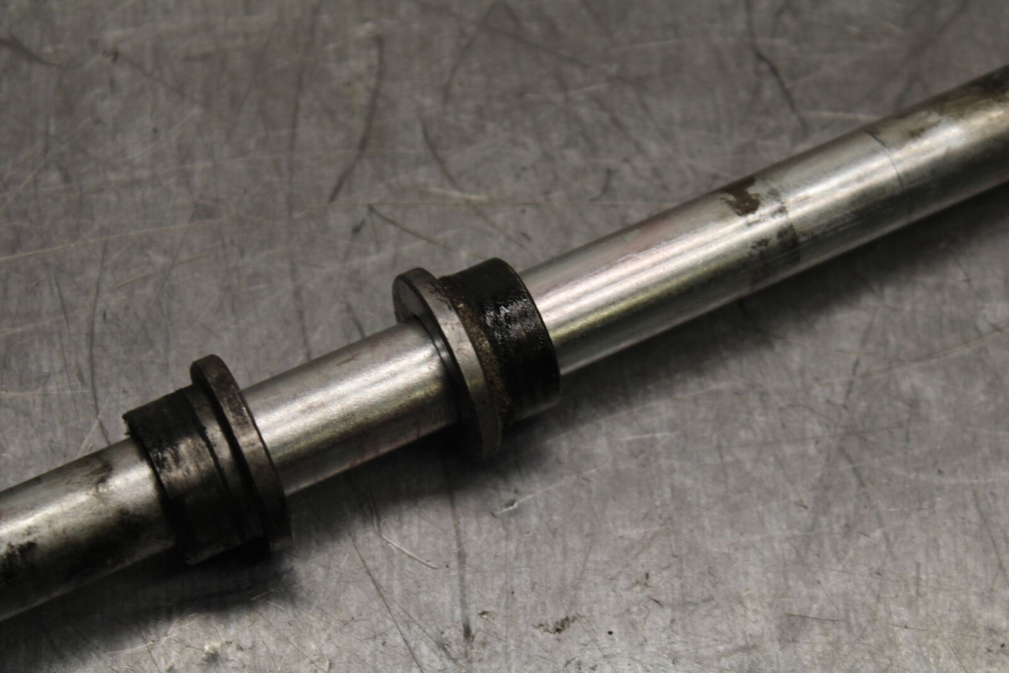 19-22 KAWASAKI Z400 FRONT WHEEL RIM AXLE PIVOT BOLT BB738
