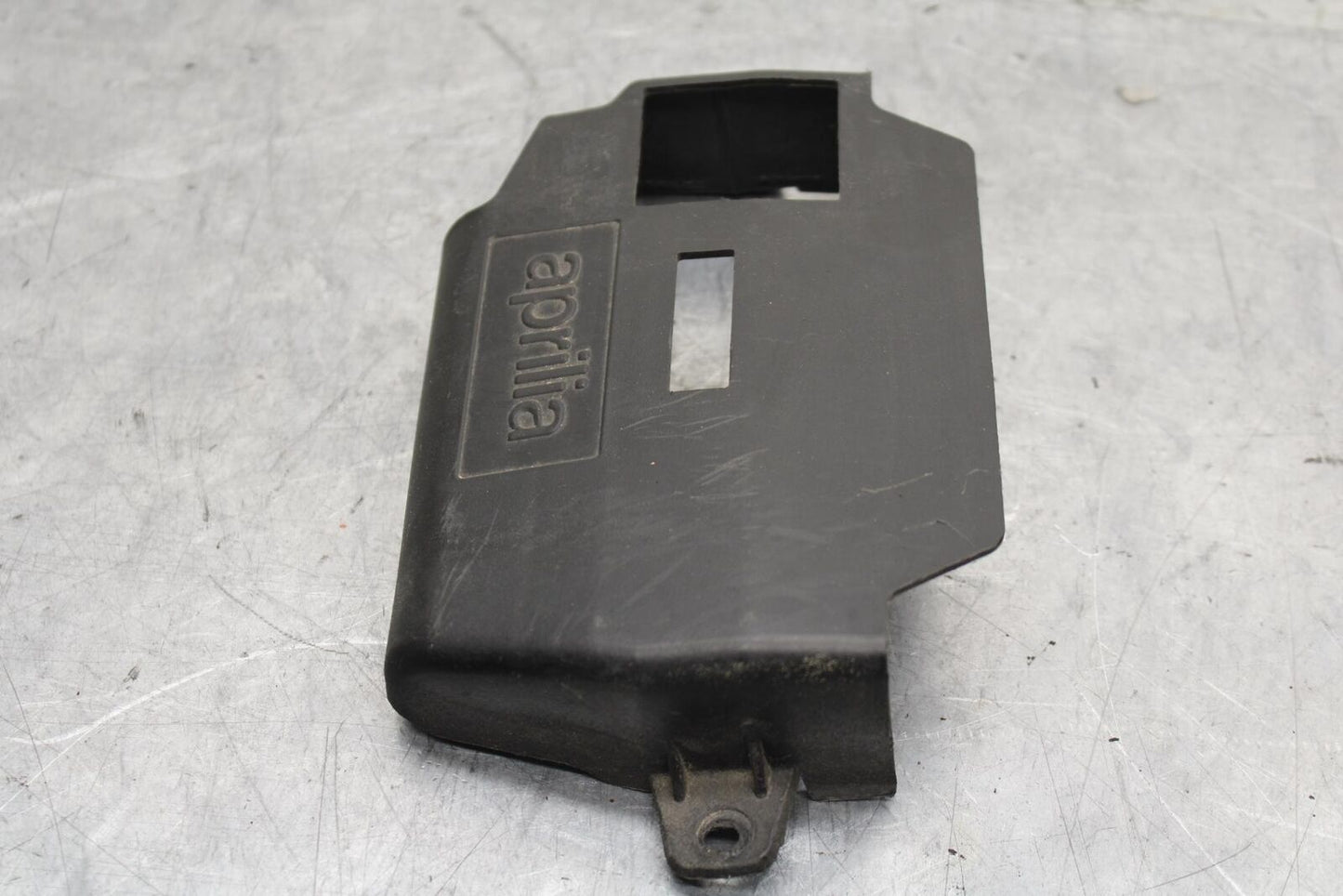2008 Aprilia Shiver 750 SL750 INSTRUMENT CLUSTER TRIM PANEL BB551