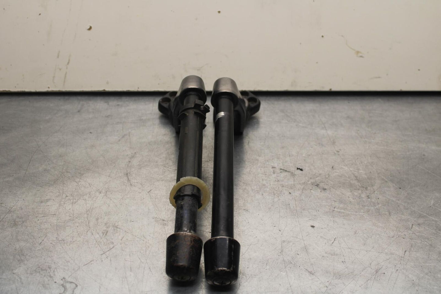 84-86 KAWASAKI GPZ900 LEFT RIGHT CLIP ON ONS HANDLEBARS PAIR SET BB84