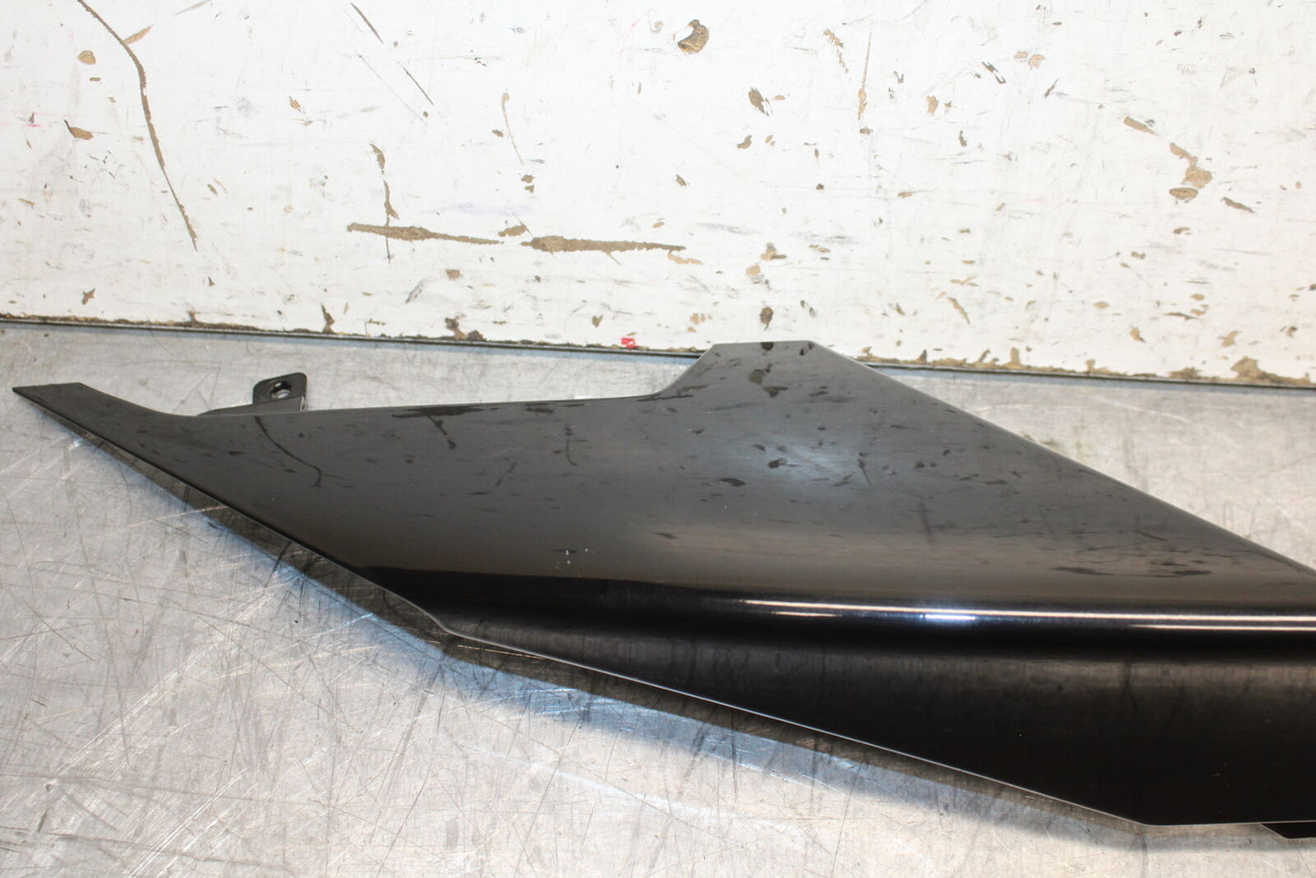 21-24 APRILIA TUONO 660 FACTORY RIGHT REAR BACK TAIL FAIRING COWL SHROUD BB733