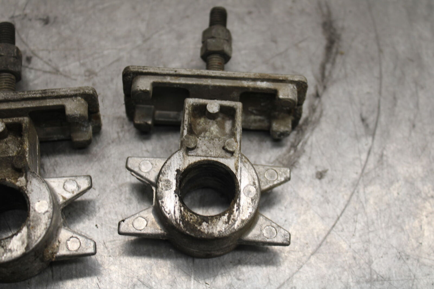 96-07 YAMAHA YZF600R SWINGARM CHAIN TENSIONER ADJUSTMENT BRACKETS BB746