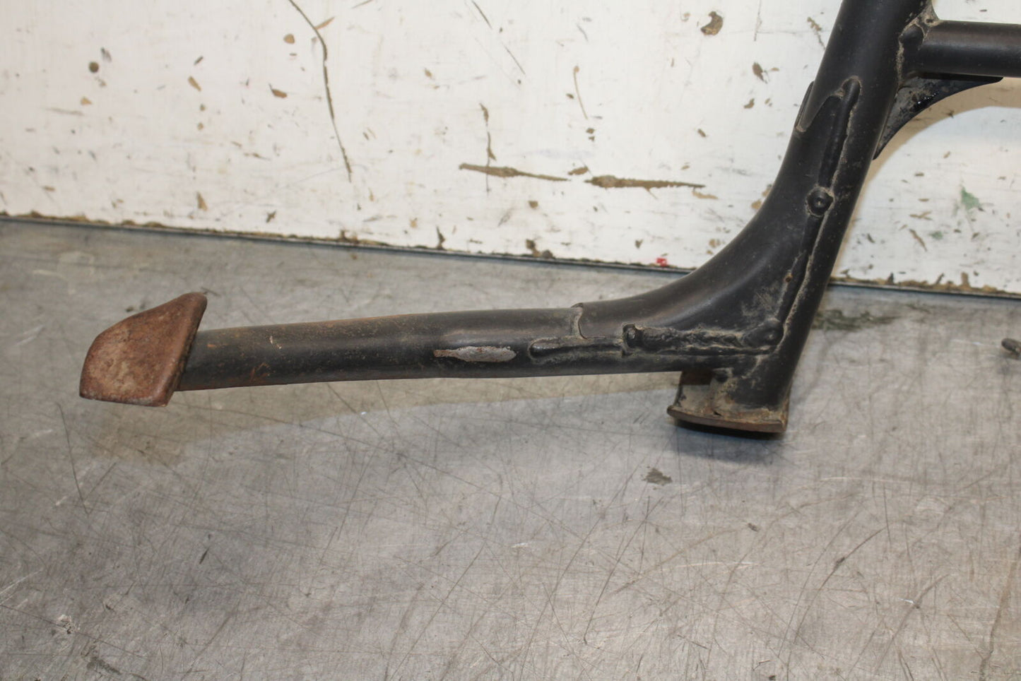 79-82 HONDA CB650 CENTER MAIN STAND BB107