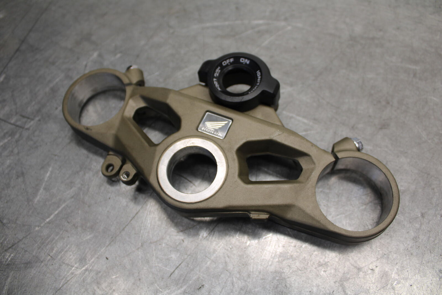 17-21 HONDA CBR1000RR SP FORKS UPPER TRIPLE TREE CLAMP BB681