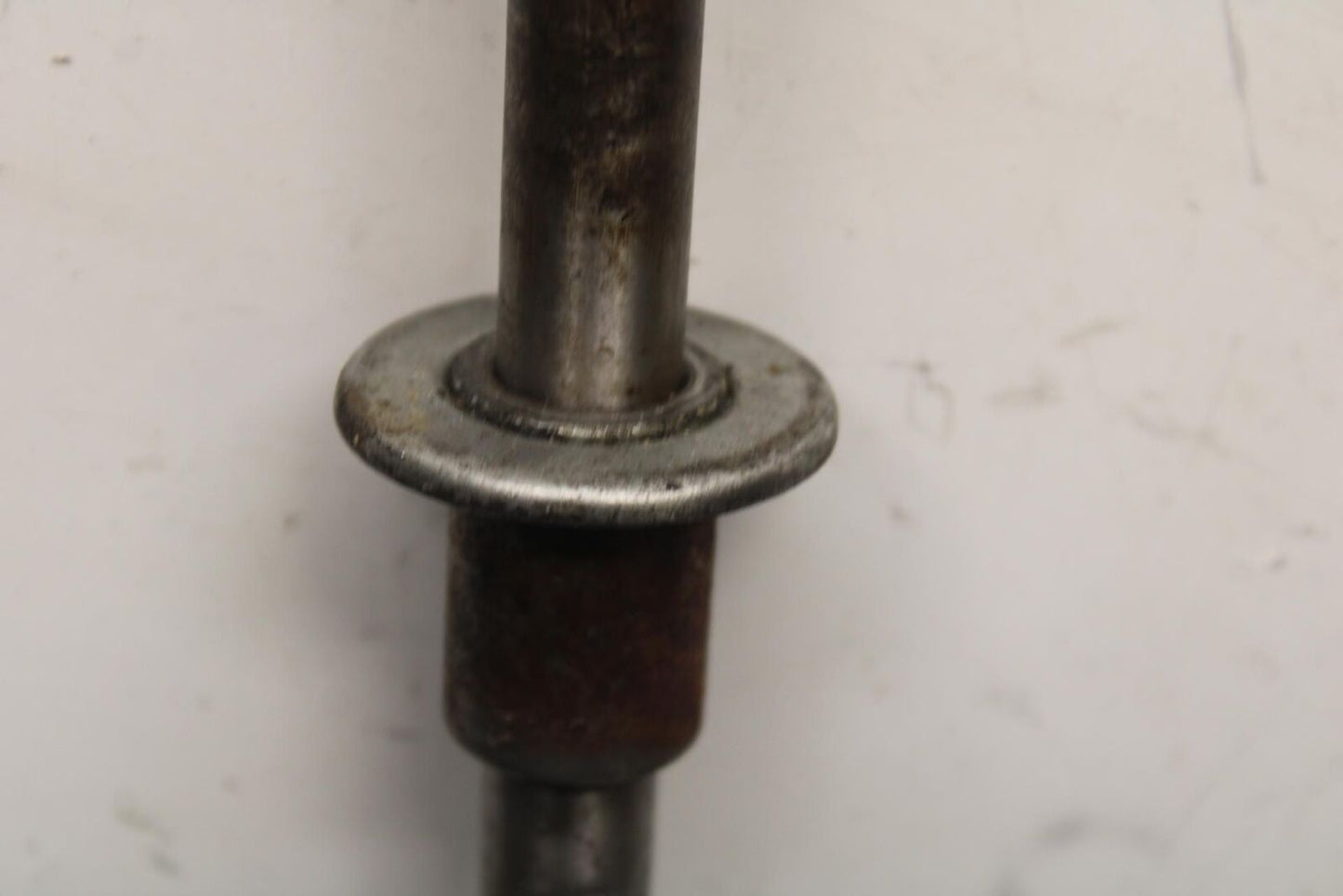 80-81 SUZUKI GS1000GL FRONT WHEEL RIM AXLE PIVOT BOLT BB103