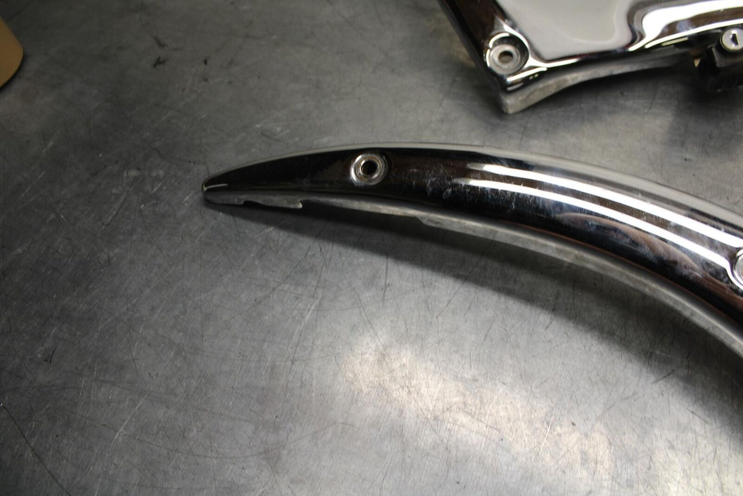 2013 Suzuki Boulevard C50T REAR BACK FENDER SUPPORT SUBFRAME 63130-06J01 BB625