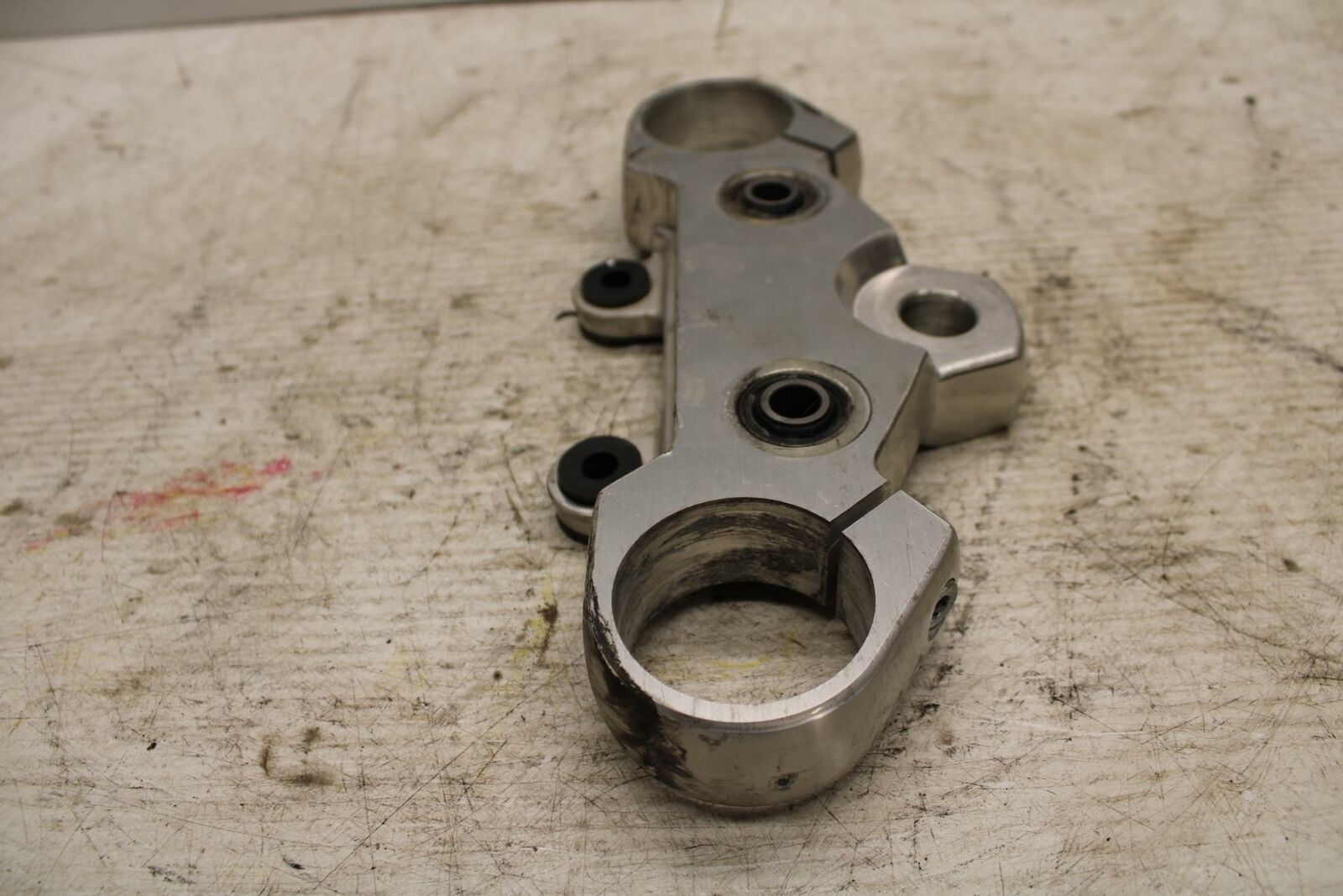 00-04 SUZUKI MARAUDER 800 VZ800 FORKS UPPER TRIPLE TREE CLAMP BB305