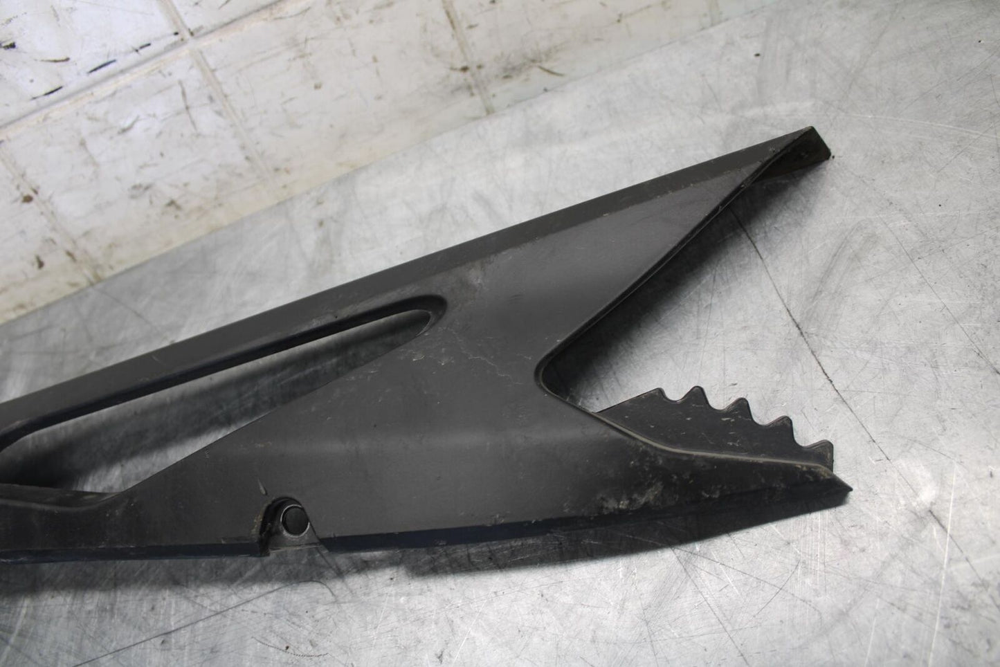 22 KTM 890 ADVENTURE REAR BACK DRIVE CHAIN GUARD COVER SHIELD BB514