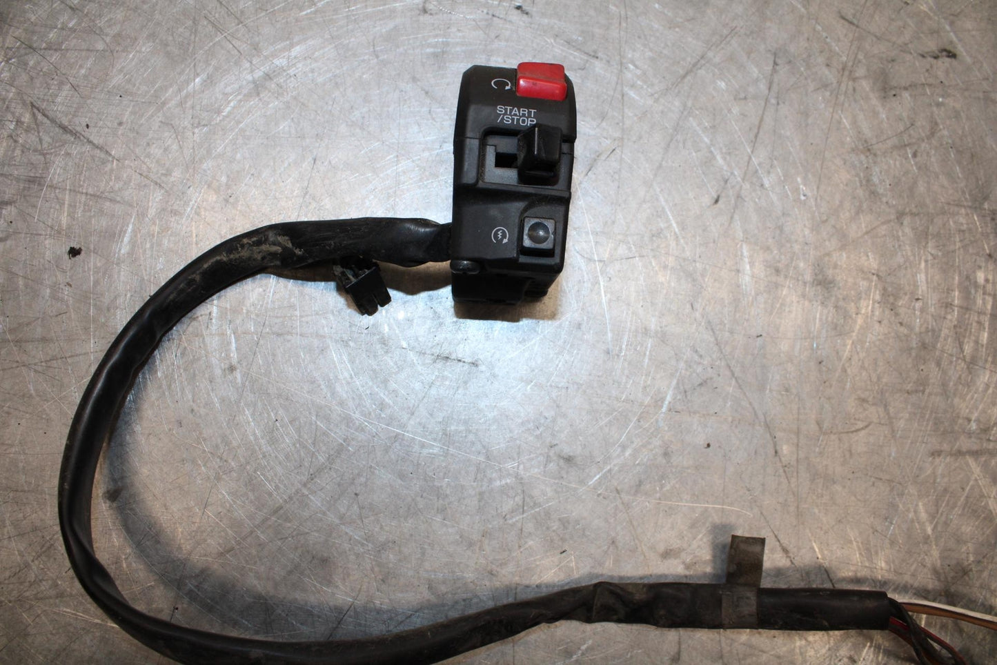 11-15 KAWASAKI ZX1000R RIGHT CLIP ON HANDLE KILL OFF START SWITCH SWITCHES BB445