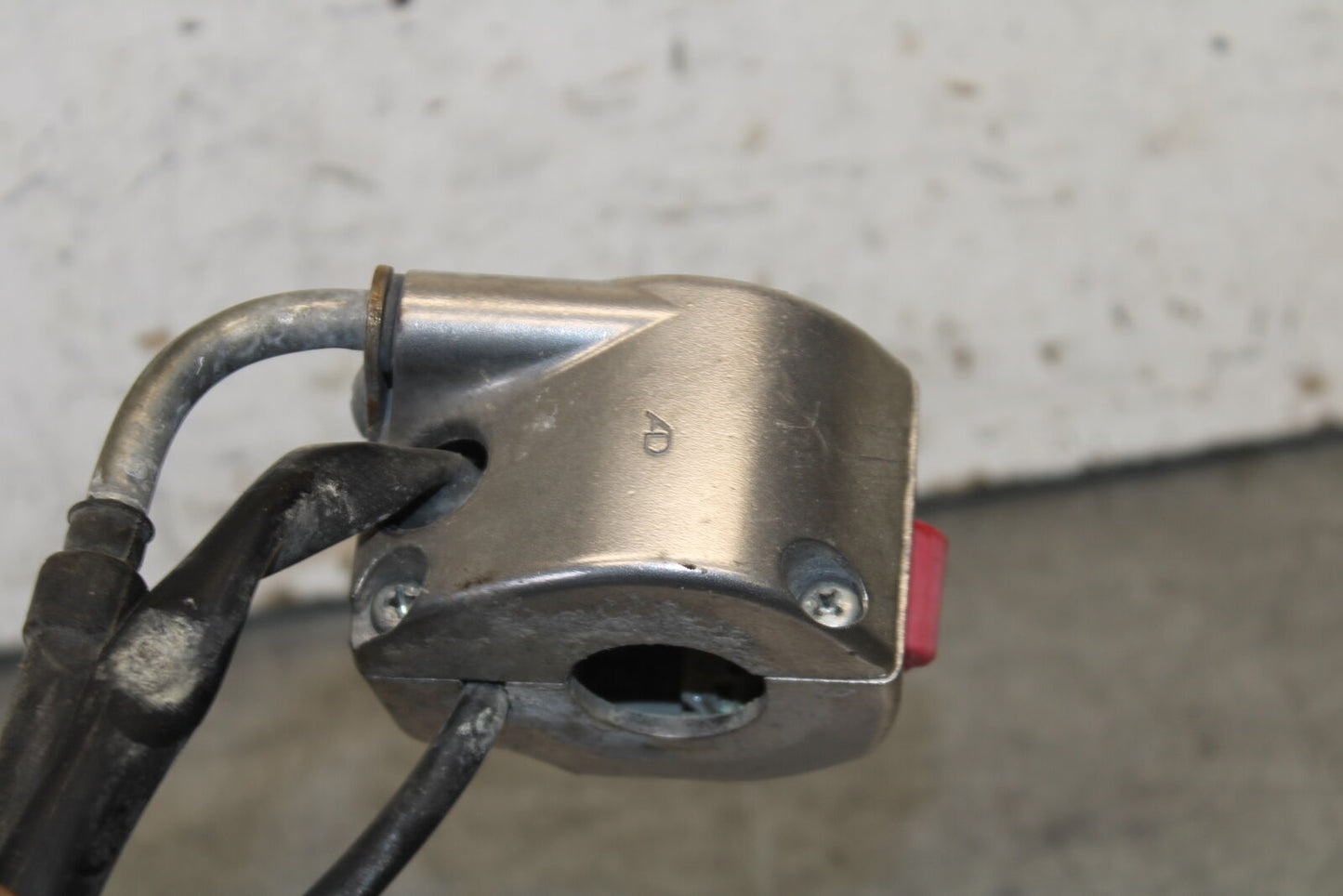87-03 SUZUKI INTRUDER 1400 VS1400GLP RIGHT HANDLE KILL OFF START SWITCH BB702