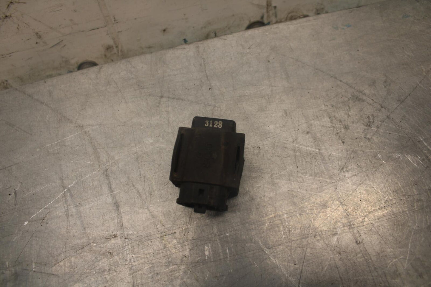 03-04 SUZUKI GSXR1000 TIP OVER BANK ANGLE CRASH SENSOR SWITCH 33960-06G00 BB459