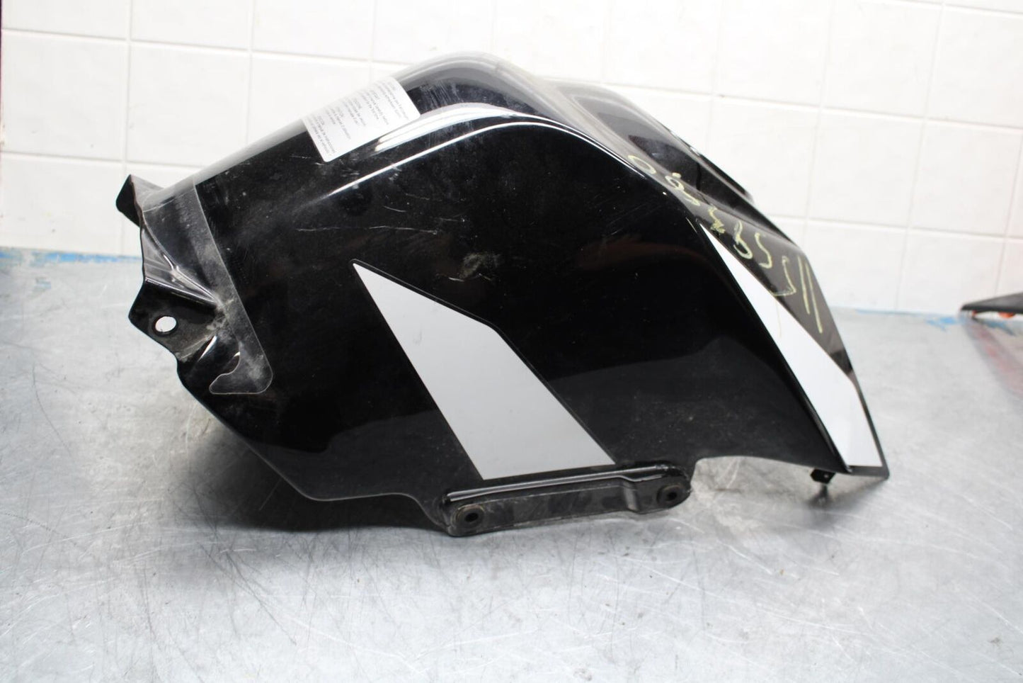18 KTM RC 390 GAS TANK FUEL CELL COVER FAIRING COWL BB442
