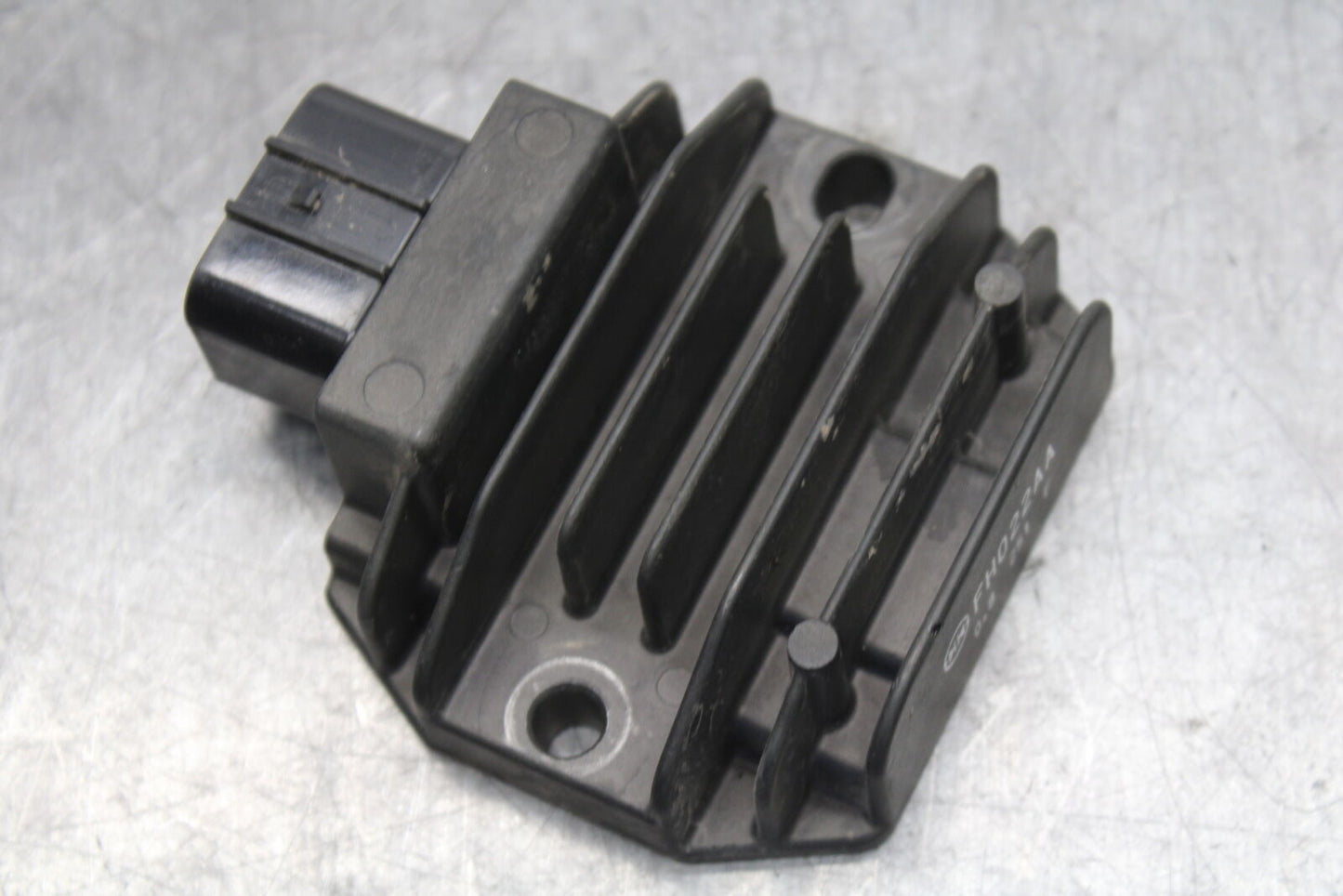 21-24 KTM 890 ADVENTURE R RECTIFIER VOLTAGE REGULATOR BB723