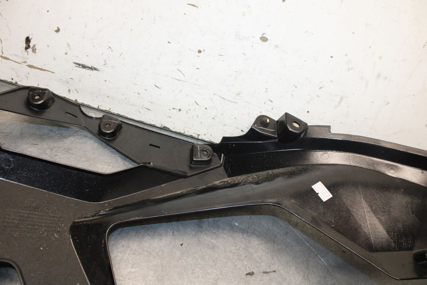 18-23 KAWASAKI NINJA 400 RIGHT MID UPPER SIDE FAIRING COWL PLASTIC BB660