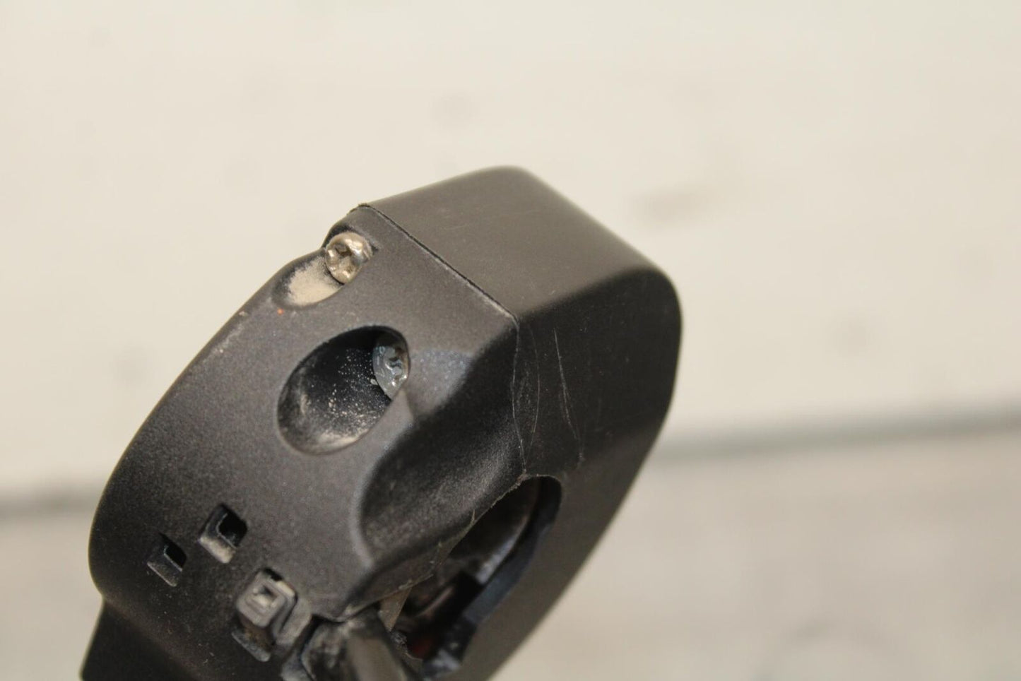 20-24 KTM 890 DUKE R RIGHT CLIP ON HANDLE KILL OFF START SWITCH BB627