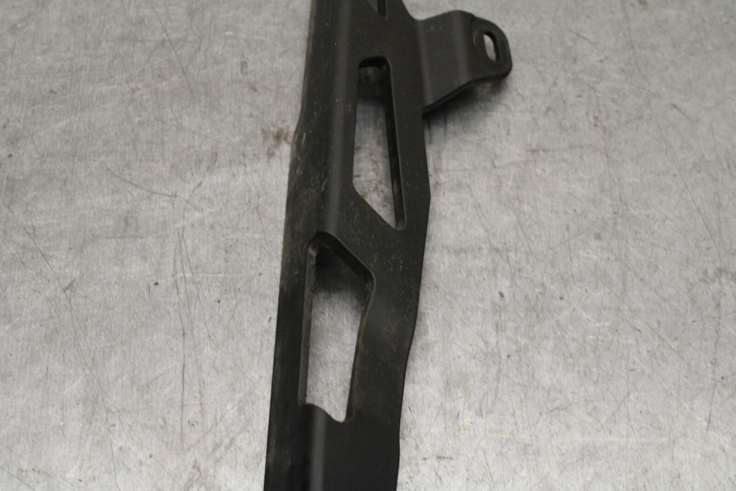 19-21 TRIUMPH SPEED TWIN 1200 REAR BACK DRIVE CHAIN GUARD COVER SHIELD BB653