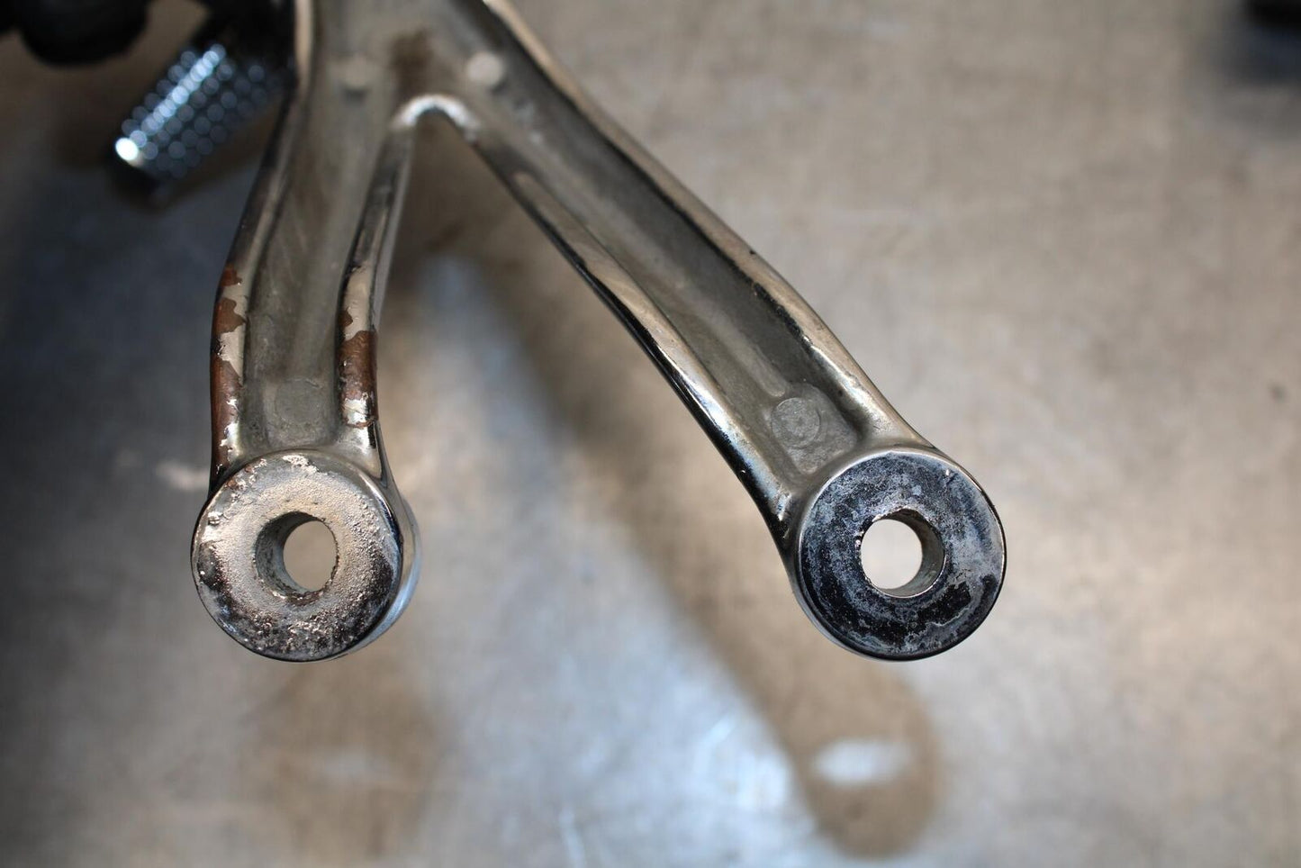 2001 Suzuki GSXR750 RIGHT LEFT REARSETS REAR FOOT PEGS BB553
