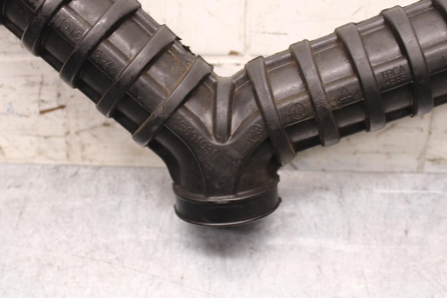 16-17 MOTO GUZZI V7 II AIRBOX INTAKE BOOT BB57