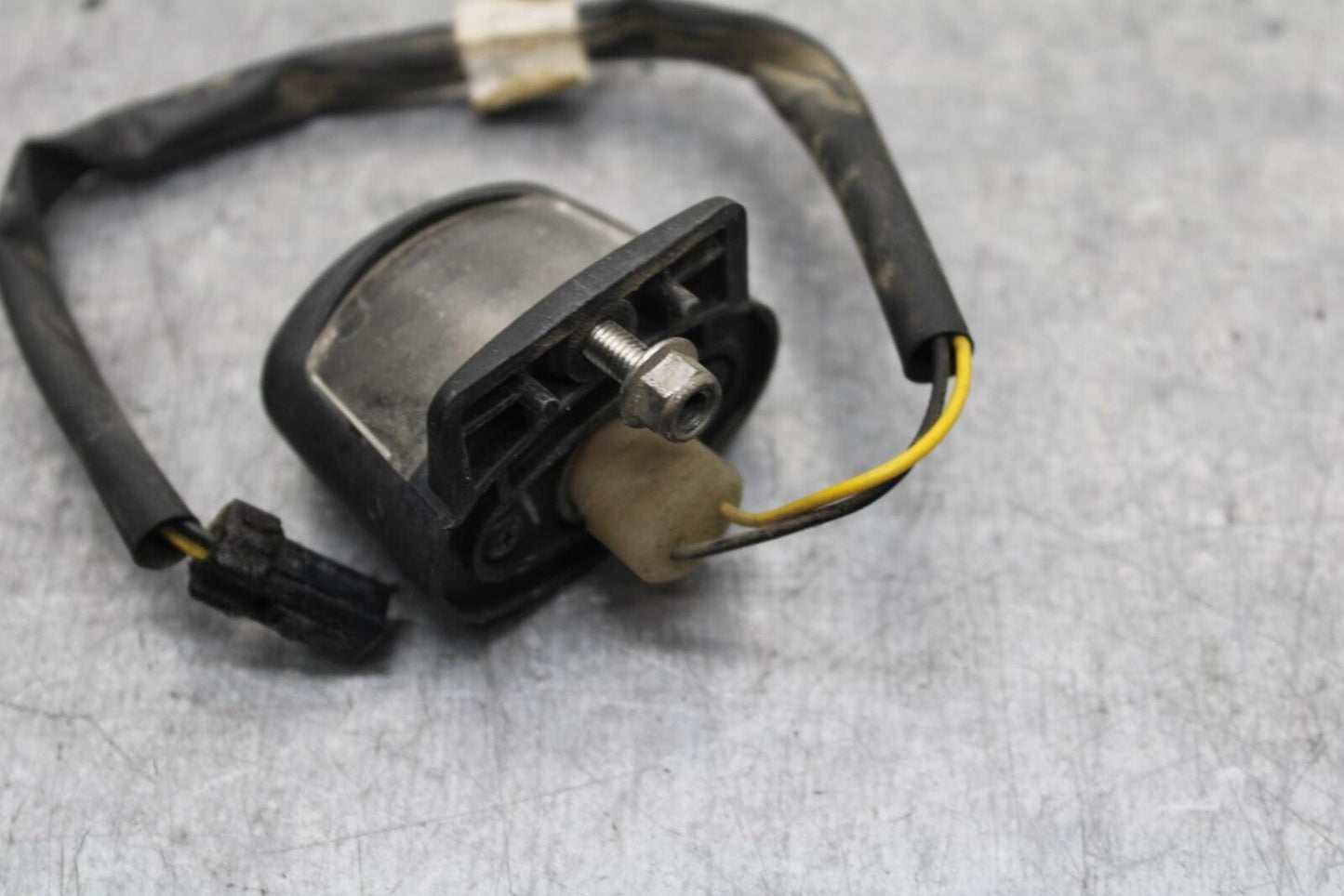 08-11 TRIUMPH SPEED TRIPLE LICENSE PLATE LIGHT BB102