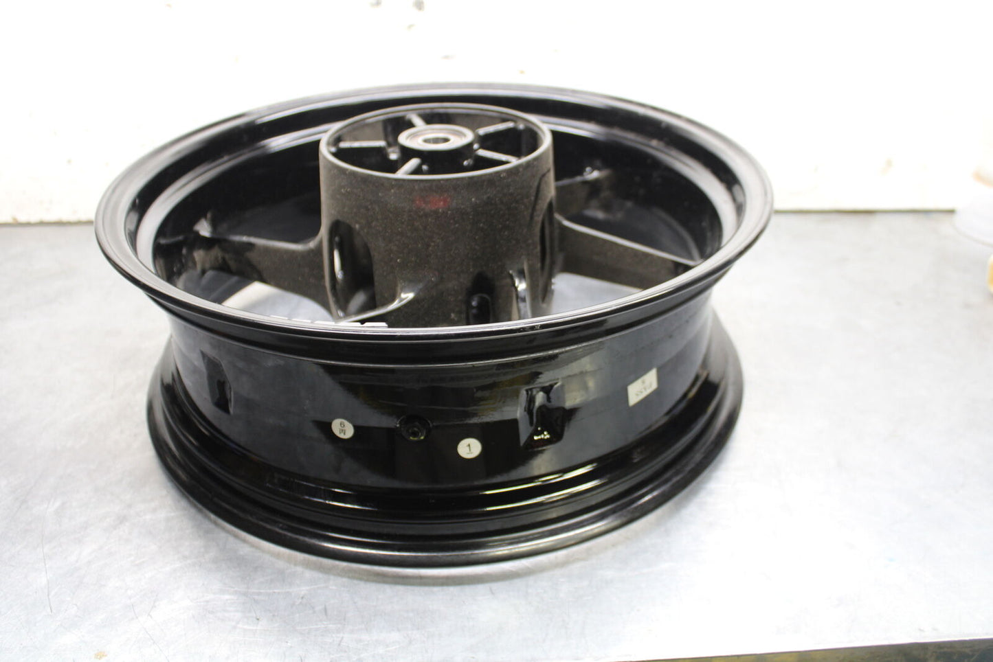 21-24 APRILIA TUONO 660 FACTORY REAR WHEEL BACK RIM BB733