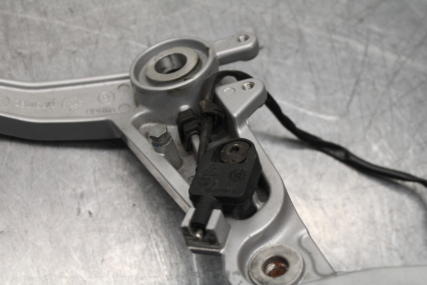 21-24 APRILIA TUONO 660 FACTORY RIGHT LEFT REARSETS REAR SET FOOT PEGS BB733