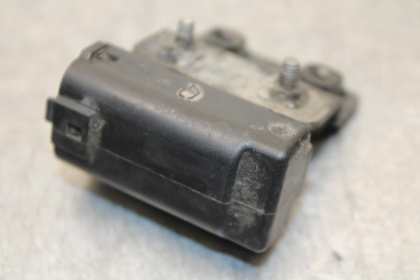 08-11 TRIUMPH SPEED TRIPLE TIP OVER BANK ANGLE CRASH SENSOR SWITCH BB102