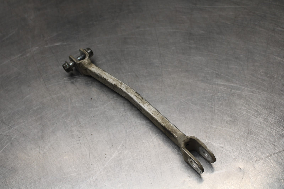 00 SUZUKI GSXR750 REAR BACK BRAKE TORQUE ROD SHAFT BAR BB820