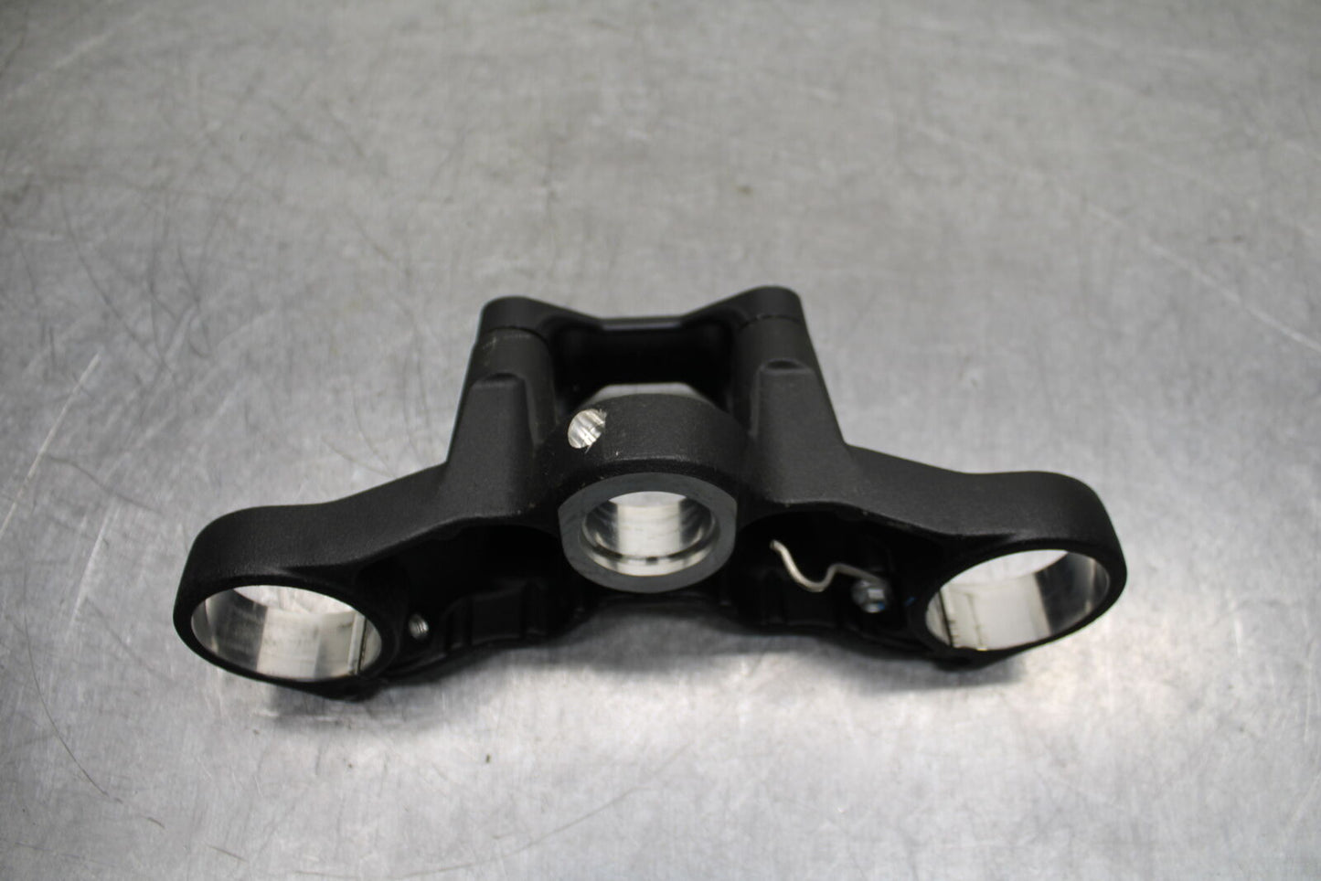 21-24 APRILIA TUONO 660 FACTORY FORKS UPPER TRIPLE TREE CLAMP BB733