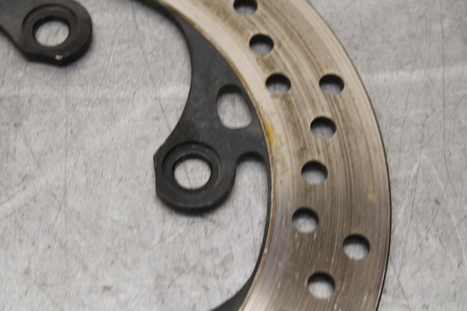 01-03 SUZUKI GSXR600 REAR ROTOR BACK BRAKE DISC 69211-33E10 BB633