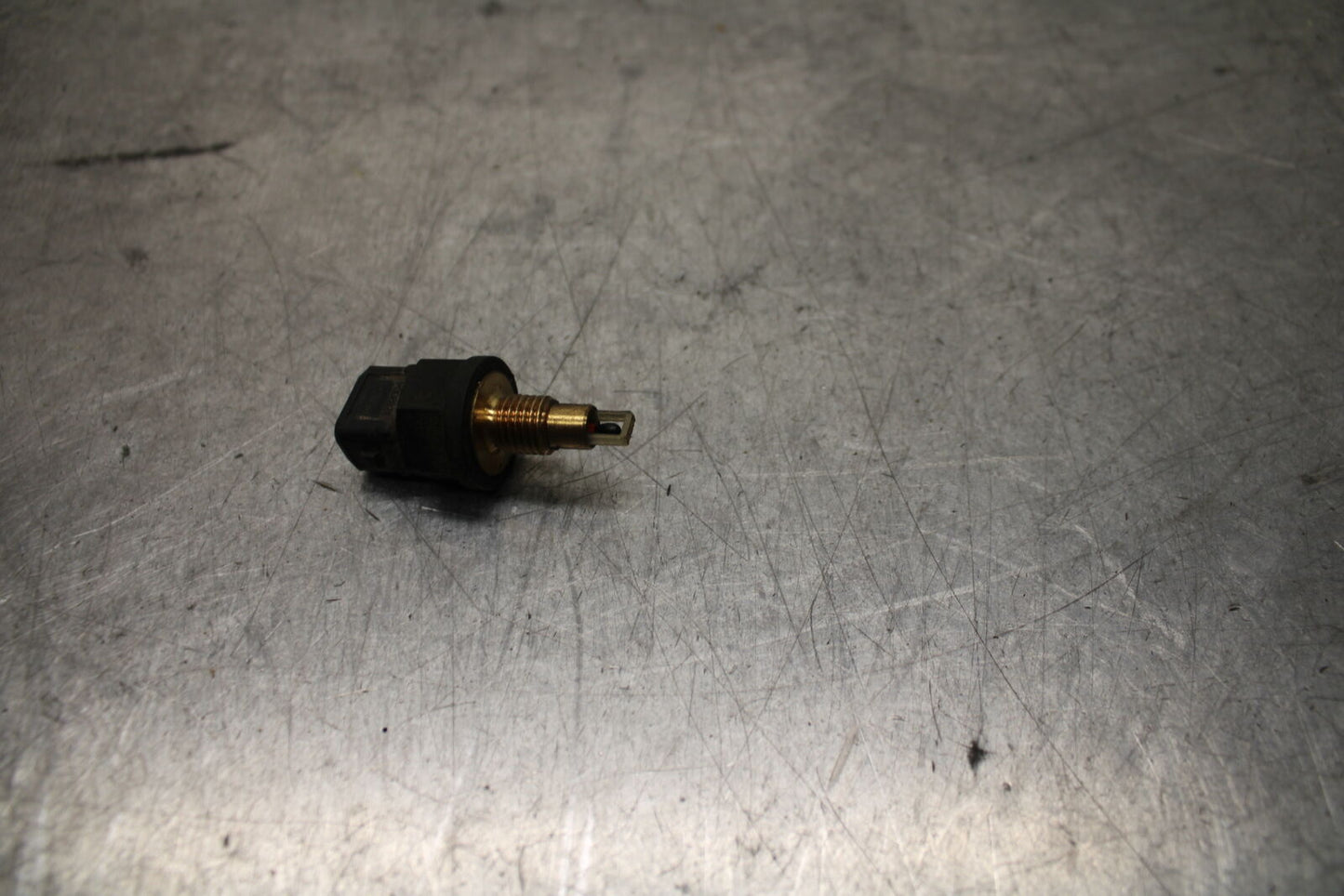 03-04 TRIUMPH DAYTONA 600 AIR BOX SENSOR BB745