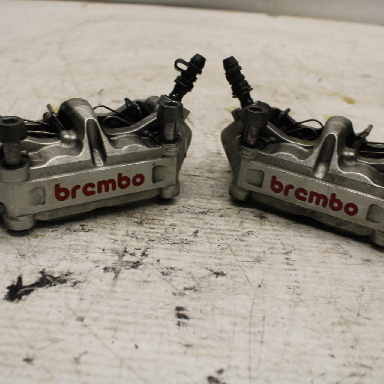 08-11 TRIUMPH SPEED TRIPLE RIGHT LEFT FRONT BRAKE CALIPER SET PAIR BB366