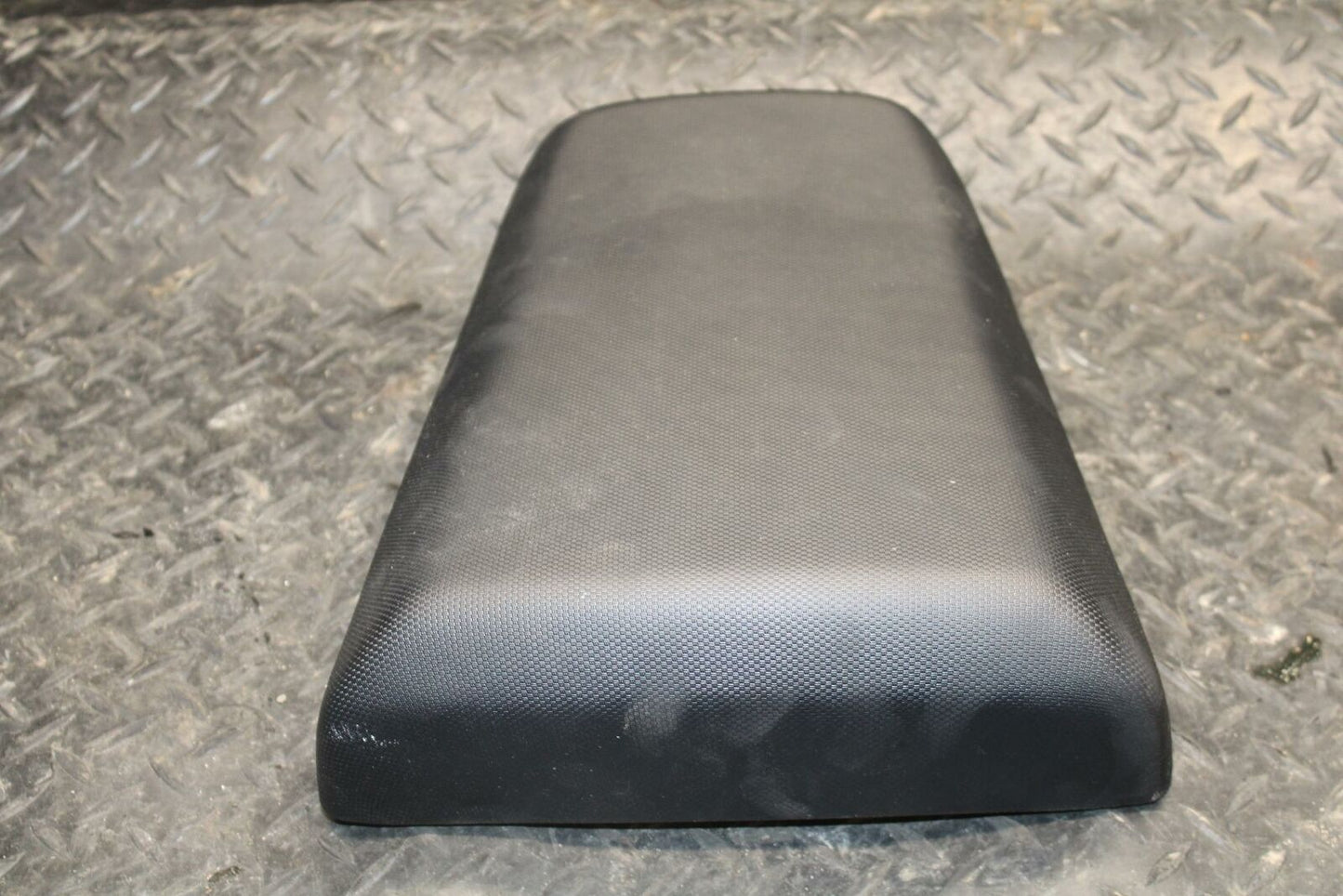 03 SUZUKI SV650S REAR BACK PASSENGER TANDEM SEAT PAD SADDLE PILLION BB219