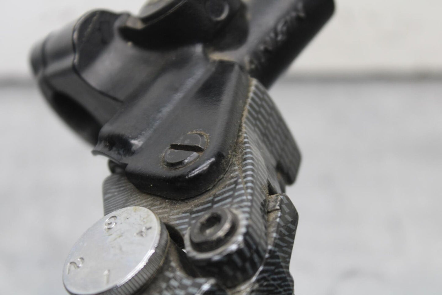 01-03 SUZUKI GSXR600 FRONT BRAKE MASTER CYLINDER w/ LEVER 57300-33E01 BB633