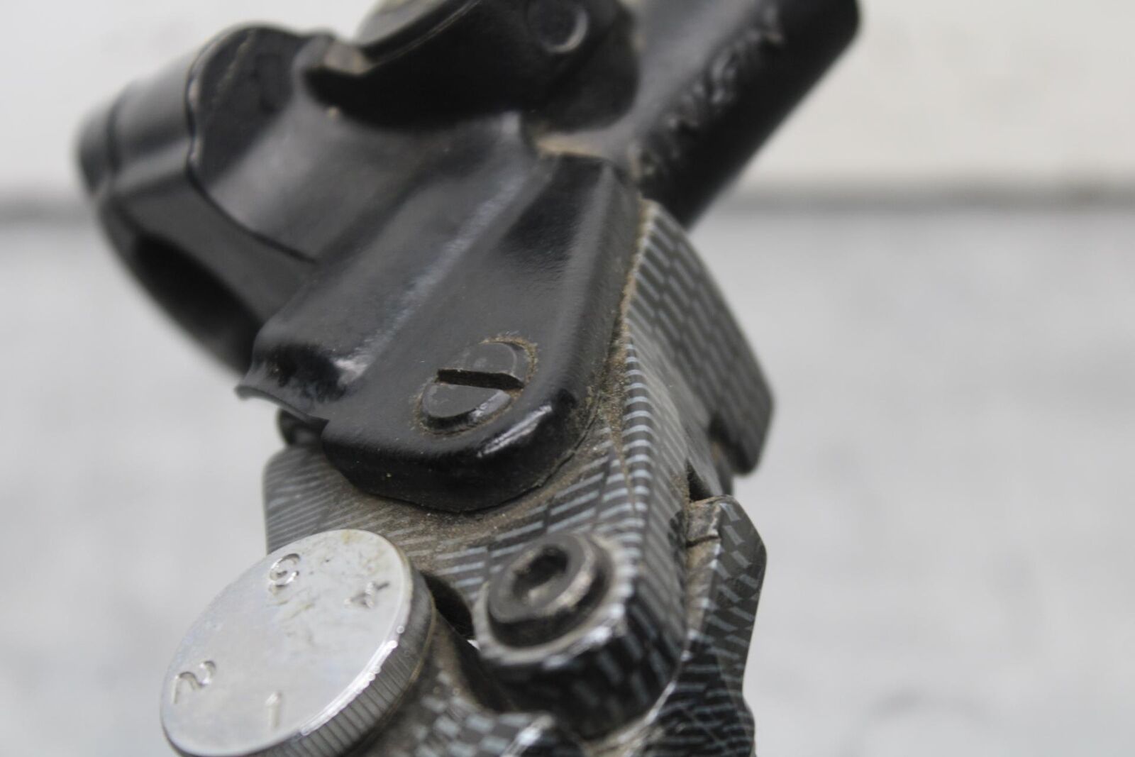 01-03 SUZUKI GSXR600 FRONT BRAKE MASTER CYLINDER w/ LEVER 57300-33E01 BB633